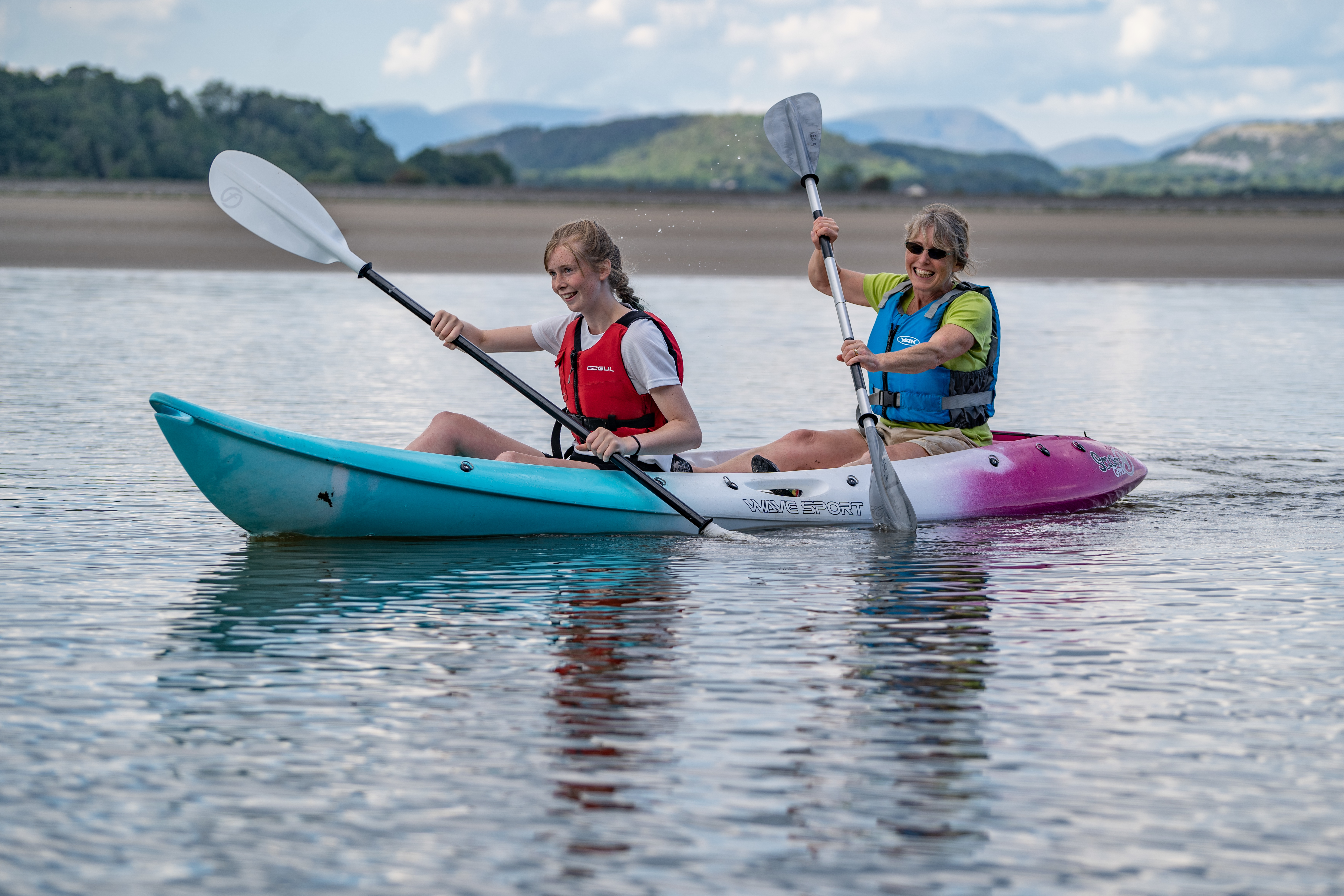 20-6 Mother and Daughter canoeing